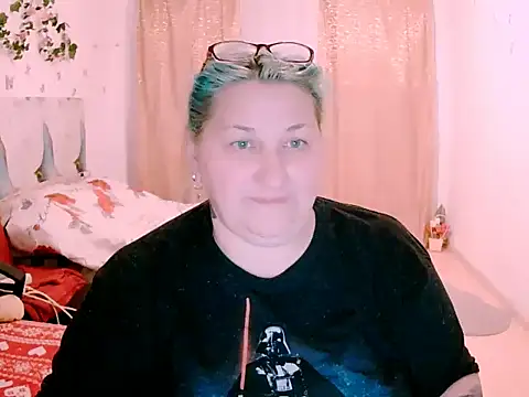 Marryllunax online show from 05-03-26, 05:16