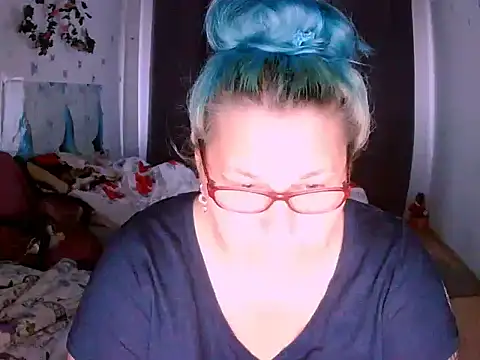 Marryllunax online show from 05-26-26, 04:38