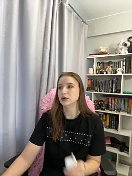 LillyFan-X online show from 09-12-25, 04:34