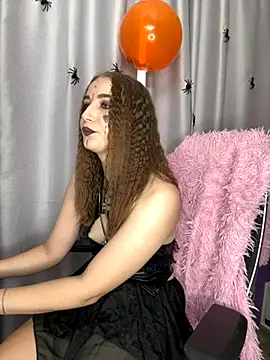 LillyFan-X online show from 10-24-25, 04:44