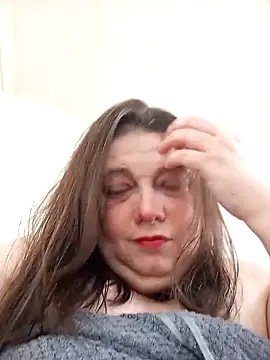 Snapshot of HotHornyEmmaX chatting on 03-20-26, 11:22 HotHornyEmmaX online show from 03-20-26, 11:22