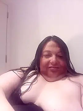 Snapshot of HotHornyEmmaX chatting on 02-05-25, 10:22 HotHornyEmmaX online show from 02-05-25, 10:22