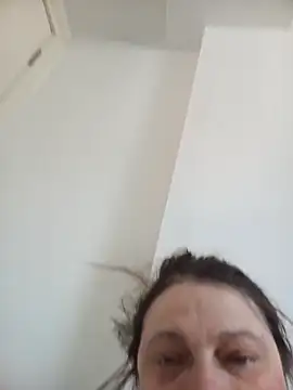 Snapshot of HotHornyEmmaX chatting on 03-19-26, 03:01 HotHornyEmmaX online show from 03-19-26, 03:01