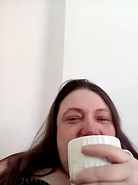 Snapshot of HotHornyEmmaX chatting on 03-02-25, 10:26 HotHornyEmmaX online show from 03-02-25, 10:26