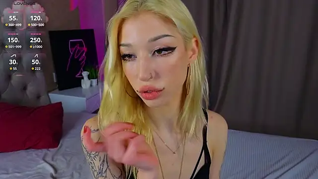 Snapshot of SallyCha chatting on 02-25-26, 07:19 SallyCha online show from 02-25-26, 07:19