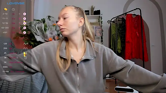 Rachel Rut online show from 10-22-25, 04:34