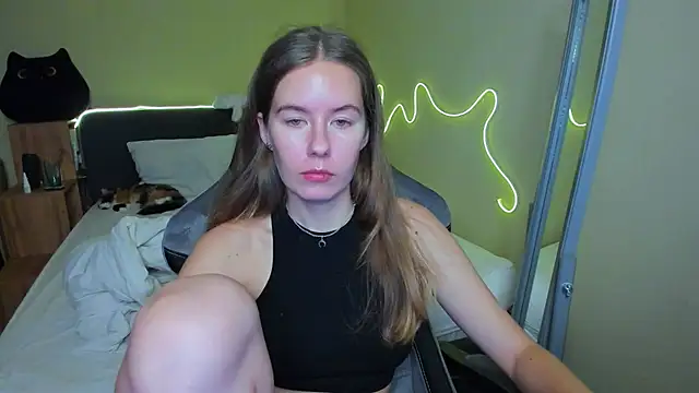 EmilyPaw online show from 11-22-25, 07:13