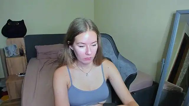 EmilyPaw online show from 09-12-25, 08:14