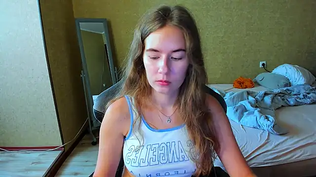 EmilyPaw online show from 07-25-26, 09:17