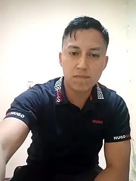 Snapshot of LuisMex1998 chatting on 02-07-26, 03:47 LuisMex1998 online show from 02-07-26, 03:47