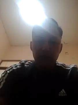 Snapshot of LuisMex1998 chatting on 01-16-26, 08:46 LuisMex1998 online show from 01-16-26, 08:46