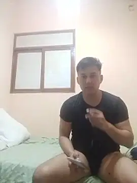 Snapshot of LuisMex1998 chatting on 01-13-26, 10:52 LuisMex1998 online show from 01-13-26, 10:52