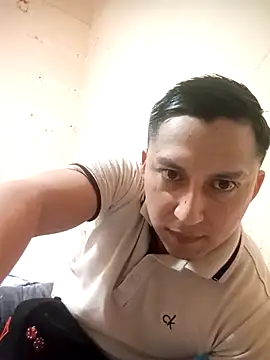 Snapshot of LuisMex1998 chatting on 03-01-26, 01:49 LuisMex1998 online show from 03-01-26, 01:49