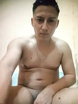 Snapshot of LuisMex1998 chatting on 07-11-26, 02:50 LuisMex1998 online show from 07-11-26, 02:50