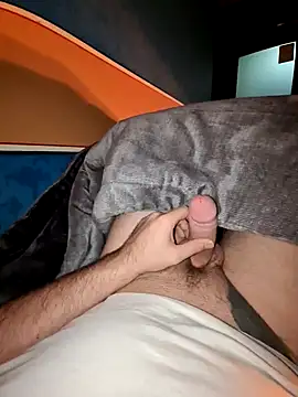 Snapshot of Pan0Sex chatting on 02-22-25, 11:13 Pan0Sex online show from 02-22-25, 11:13