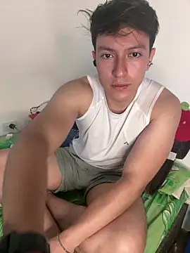 Snapshot of Amon__ashford chatting on 01-28-25, 11:17 Amon ashford online show from 01-28-25, 11:17