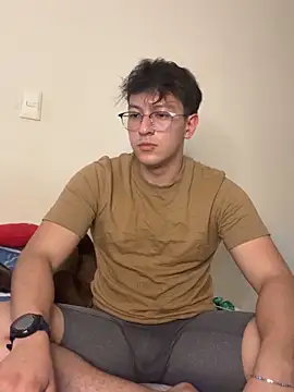 Snapshot of Amon__ashford chatting on 01-25-25, 01:32 Amon ashford online show from 01-25-25, 01:32