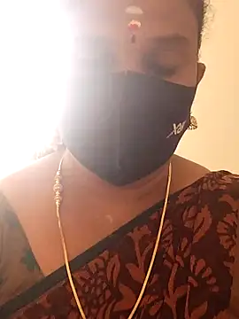 Snapshot of Tamil_Aathira chatting on 02-22-25, 11:13 Tamil Aathira online show from 02-22-25, 11:13