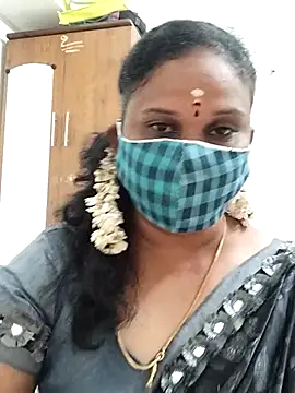 Snapshot of Tamil_Aathira chatting on 03-01-25, 04:11 Tamil Aathira online show from 03-01-25, 04:11