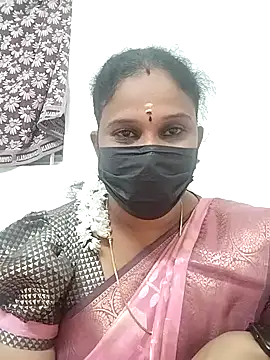 Snapshot of Tamil_Aathira chatting on 03-08-25, 04:39 Tamil Aathira online show from 03-08-25, 04:39