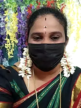 Snapshot of Tamil_Aathira chatting on 09-14-25, 06:41 Tamil Aathira online show from 09-14-25, 06:41