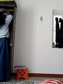 Snapshot of Tamil_Aathira chatting on 02-20-25, 11:20 Tamil Aathira online show from 02-20-25, 11:20