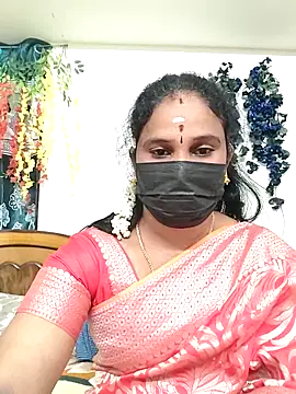 Snapshot of Tamil_Aathira chatting on 10-05-25, 05:47 Tamil Aathira online show from 10-05-25, 05:47