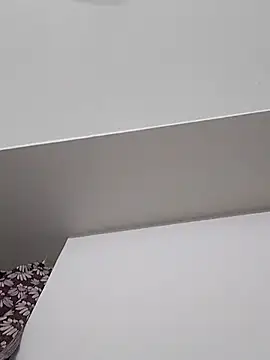 Snapshot of Tamil_Aathira chatting on 03-12-25, 06:11 Tamil Aathira online show from 03-12-25, 06:11