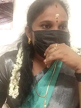 Snapshot of Tamil_Aathira chatting on 03-12-25, 12:04 Tamil Aathira online show from 03-12-25, 12:04