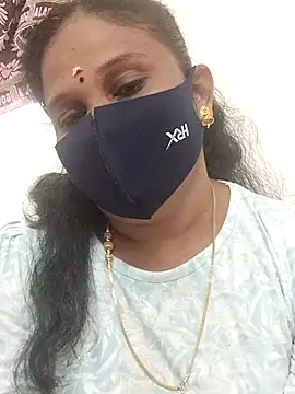 Snapshot of Tamil_Aathira chatting on 03-16-25, 08:10 Tamil Aathira online show from 03-16-25, 08:10