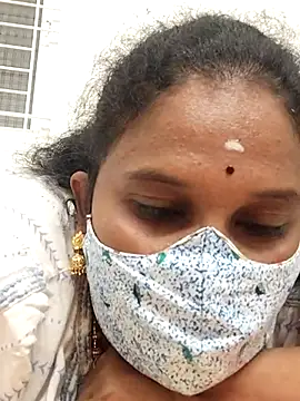 Snapshot of Tamil_Aathira chatting on 02-20-25, 02:24 Tamil Aathira online show from 02-20-25, 02:24