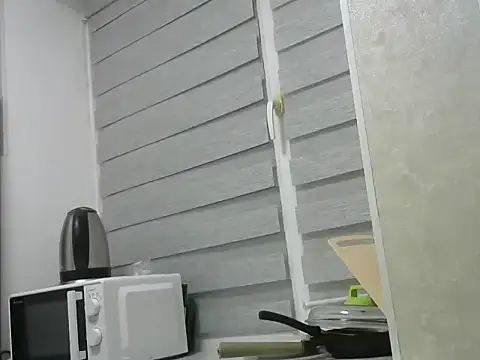 elysiann3 online show from 02-05-25, 02:26