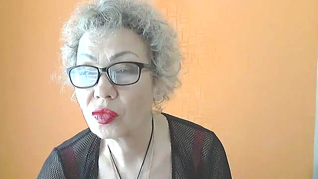 NessyJenixs online show from 04-15-26, 06:08