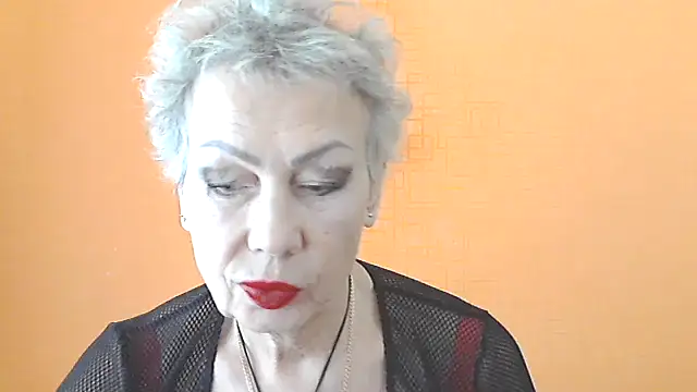 NessyJenixs online show from 11-05-25, 07:22