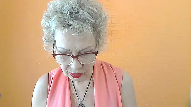 NessyJenixs online show from 06-28-26, 06:09