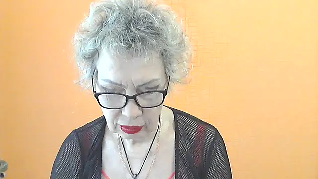 NessyJenixs online show from 04-09-26, 06:30