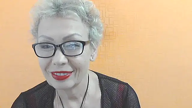 NessyJenixs online show from 11-04-25, 02:21