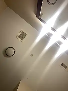 theprettysoles online show from 12-18-25, 02:32