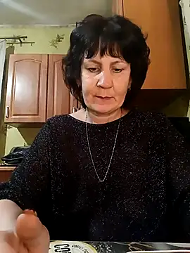 Laura Kiss online show from 03-12-25, 06:53