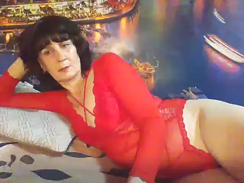 Laura Kiss online show from 10-06-25, 04:08