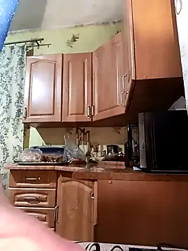 Laura Kiss online show from 02-28-26, 07:02