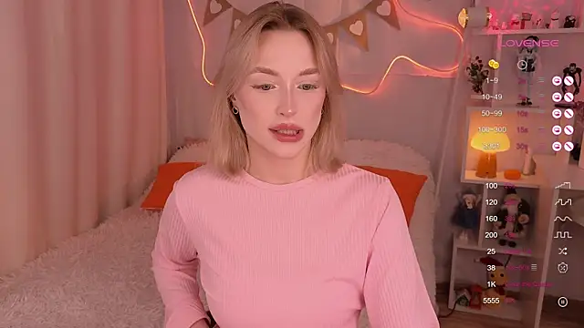 Sweettsiren online show from 01-26-25, 07:42