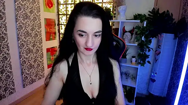 Snapshot of JessicaAlfo chatting on 05-20-26, 02:30 JessicaAlfo online show from 05-20-26, 02:30
