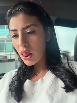 fiorella paris online show from 04-15-26, 10:10