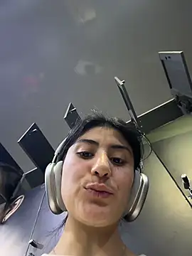 fiorella paris online show from 03-17-26, 02:09