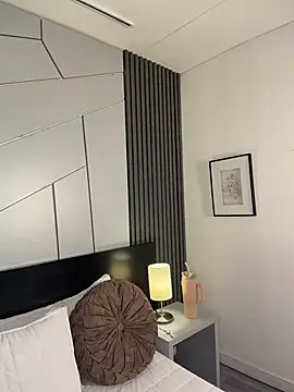 fiorella paris online show from 03-03-26, 08:05