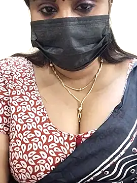 Queenflowerr online show from 02-18-25, 03:31