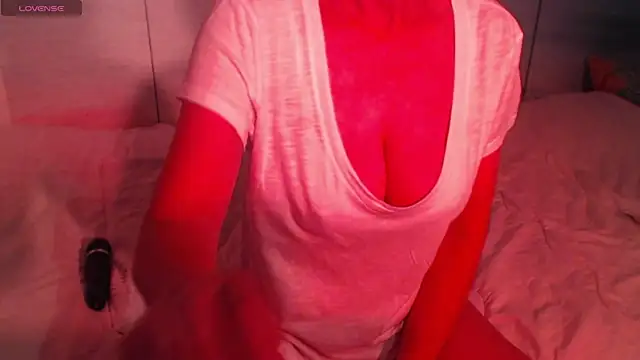 sweetchani666 online show from 10-26-25, 11:43