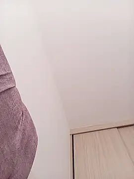 Snapshot of ary-cooper chatting on 02-19-26, 06:16 ary-cooper online show from 02-19-26, 06:16