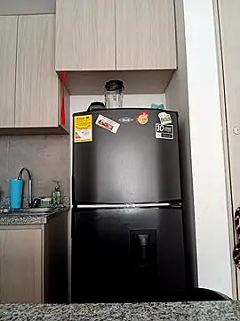 Snapshot of ary-cooper chatting on 01-18-26, 08:45 ary-cooper online show from 01-18-26, 08:45